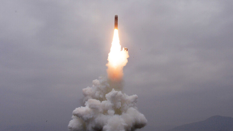 كوريا الجنوبية تطلق غواصة جديدة تحمل صواريخ باليستية