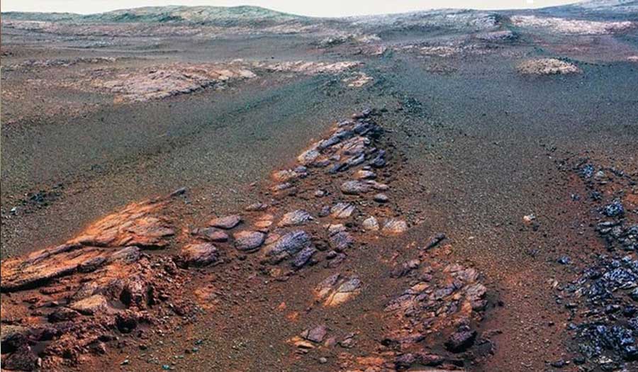 الكشف عن كيفية تكوين وديان الأنهار على المريخ