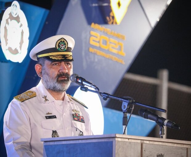الادميرال ايراني: بناء مدمرات جديدة على جدول اعمال القوة البحرية