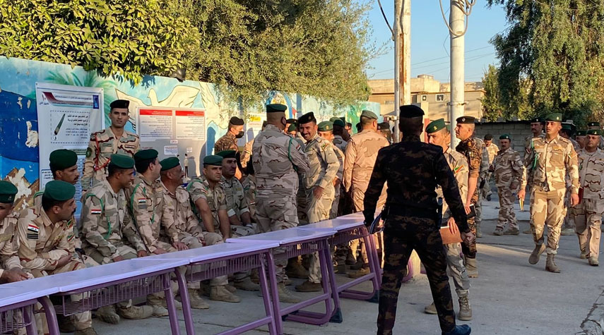 الأجهزة الأمنية العراقية تتوافد بكثافة على مراكز الاقتراع