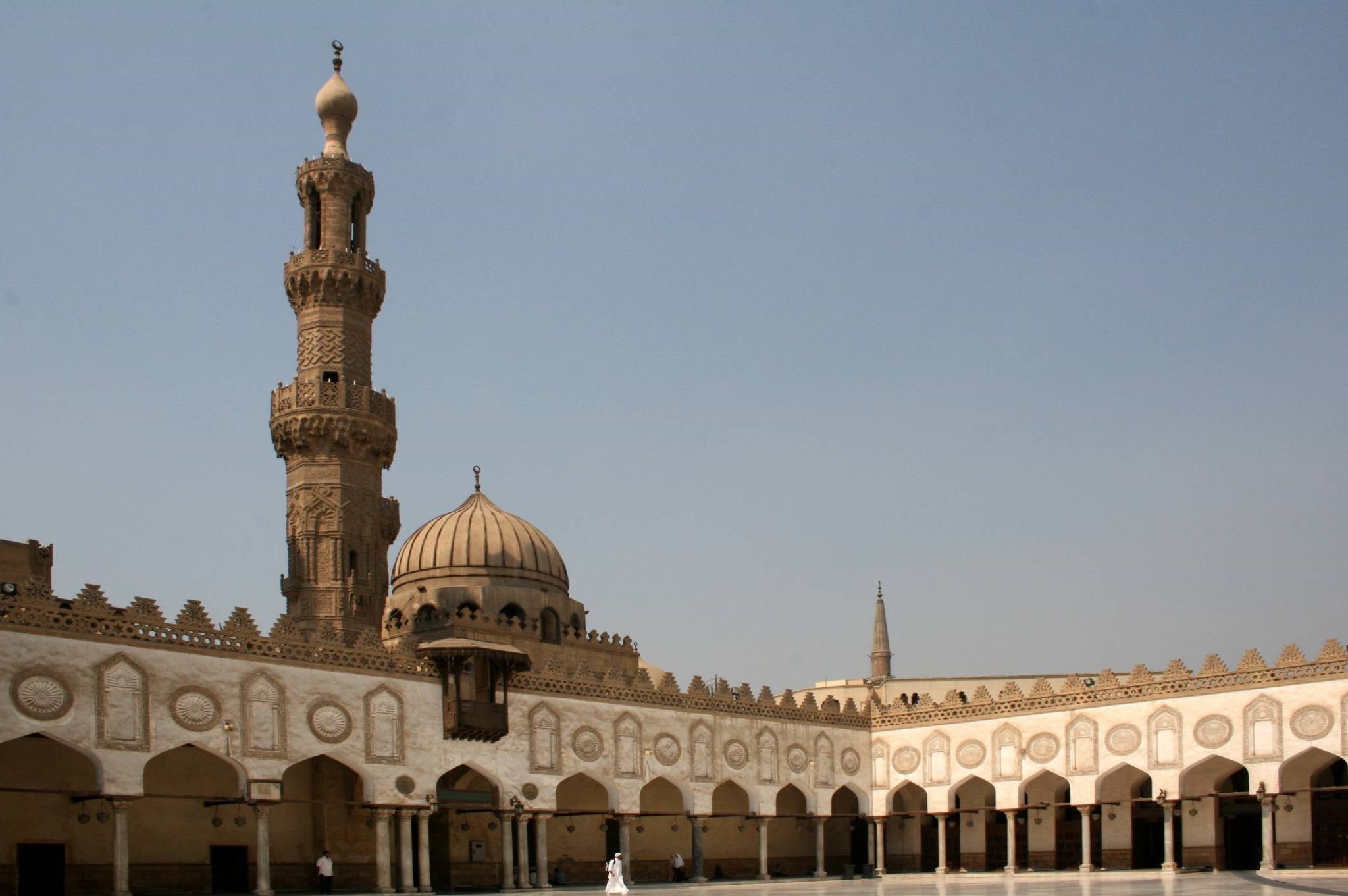 الأزهر يدين التفجير في أفغانستان ويؤكد ان مرتكبوه منحرفون