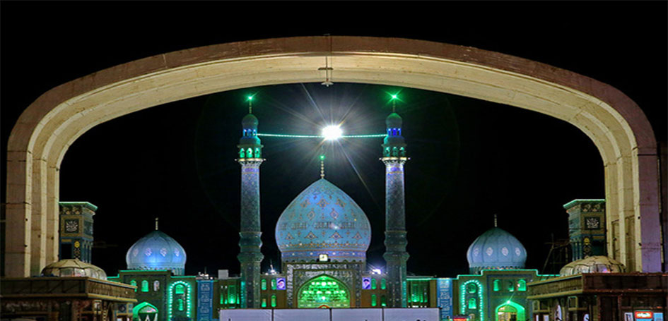 بالصور.. أجواء مسجد "جمكران" في الليلة التاسعة من شهر ربيع الأول