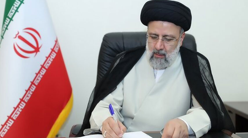 الرئيس الإيراني يهنئ قادة العالم الإسلامي بذكرى المولد النبوي الشريف