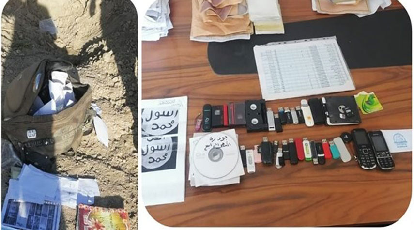 العراق... ضبط وثائق ومعدات فنية تعود لداعش في الانبار