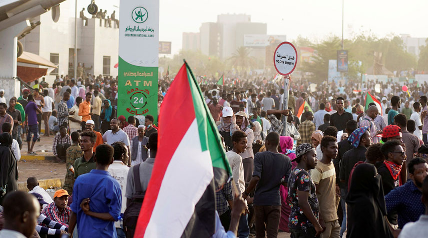 السودان... الجيش يفرض حظر التجوال في أم درمان