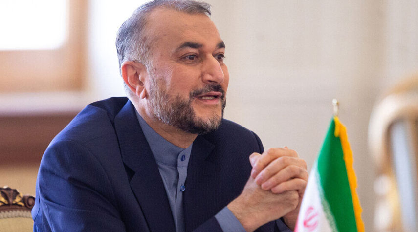 وزير الخارجية يستقبل نظيره الطاجيكي في طهران