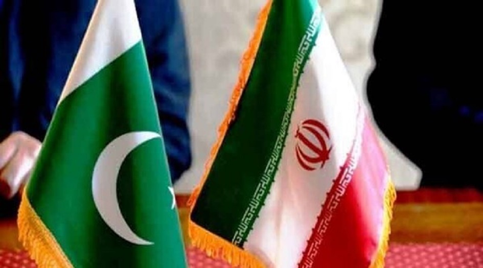 إيران وباكستان توقعان مذكرة تفاهم لإقامة معرض اقتصادي