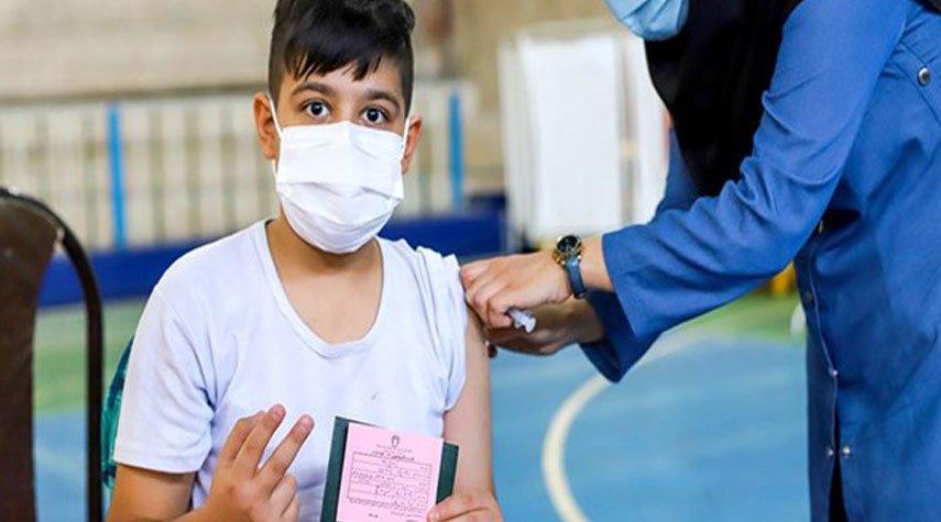 ايران... تطعيم اكثر من 5.6 مليون تلميذ بلقاح كورونا