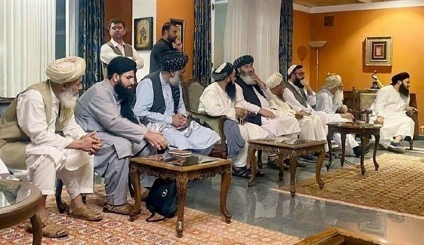 طالبان تعين 44 من أعضائها حكام أقاليم وقادة شرطة