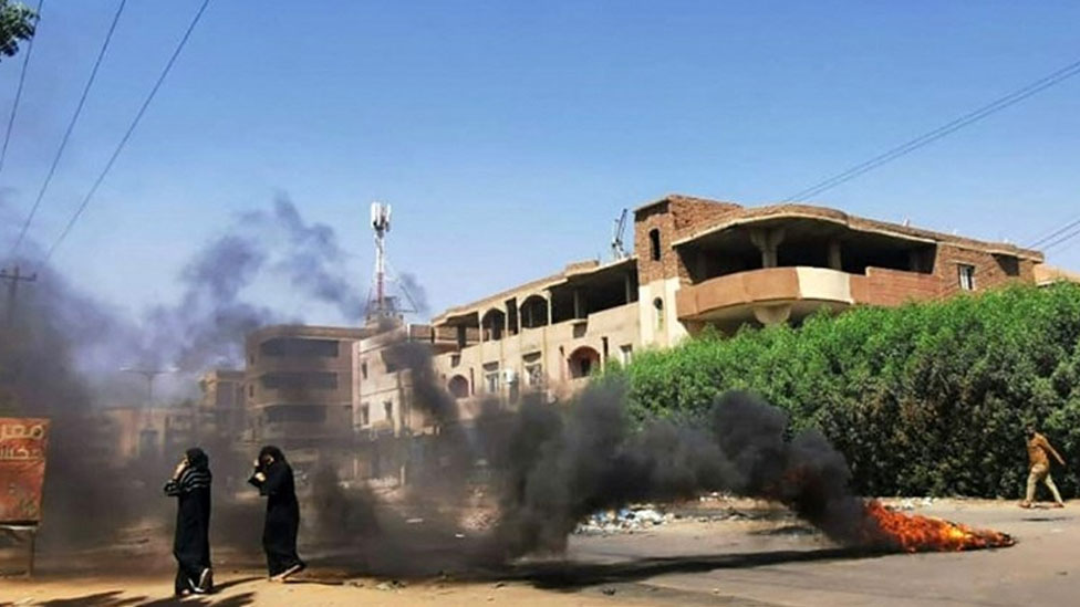 السودان.. احتجاجات غاضبة بعد تأليف مجلس سيادة جديد برئاسة البرهان
