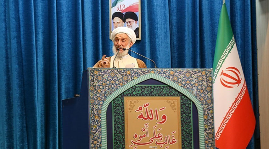 خطيب جمعة طهران يؤكد ضرورة تشكيل حكومة شاملة في أفغانستان
