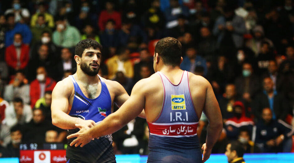 بالصور من ايران... إنطلاق مسابقات المصارعة الحرة في مدينة ساري