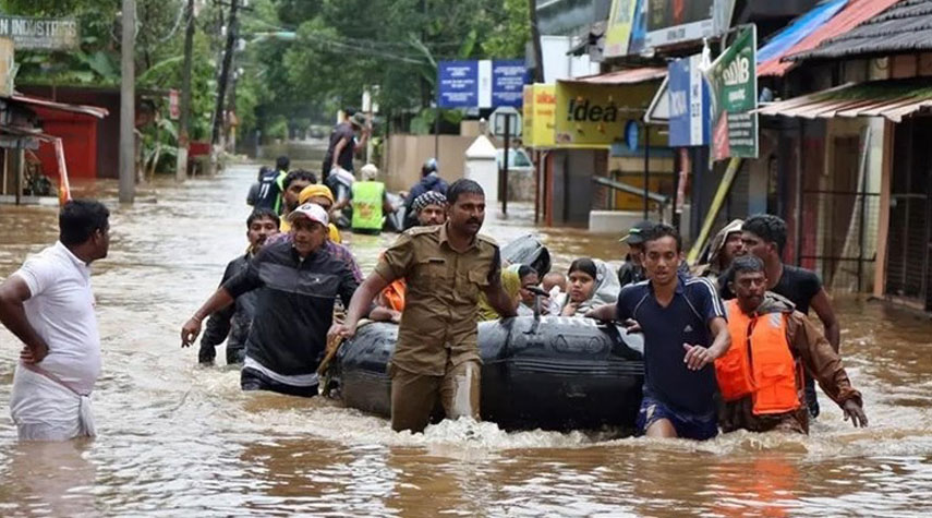 عشرات القتلى والمفقودين إثر فيضانات في جنوب الهند