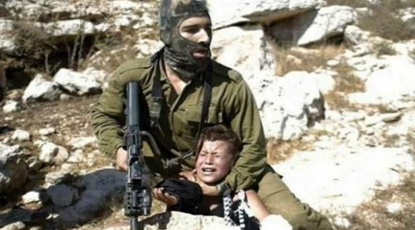 الجيش الصهيوني في "أحدث ابتكاراته": أقتل طفلاً فلسطينياً تكن بطلاً