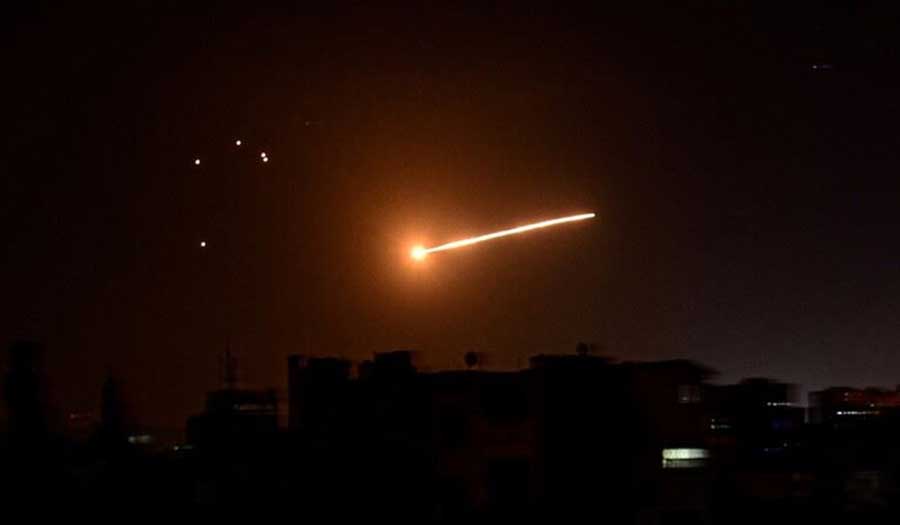 سلاح الجو السوري يسقط 10 صواريخ إسرائيلية 