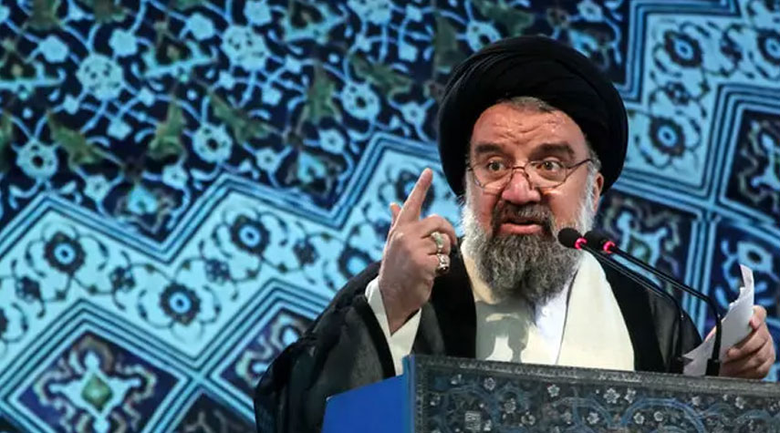 خطيب جمعة طهران: لن يقبل الشعب الإيراني بأقل من رفع كل العقوبات