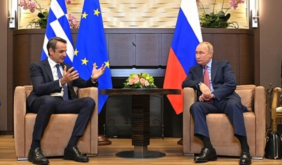بوتين وميتسوتاكيس يبحثان سبل تعزيز العلاقات بين روسيا واليونان