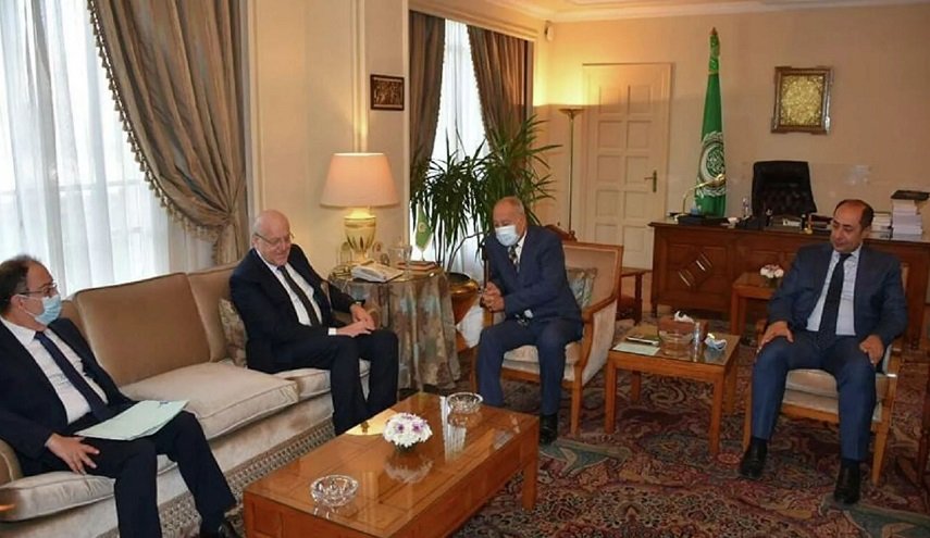أبو الغيط يؤكد دعم الجامعة العربية للبنان