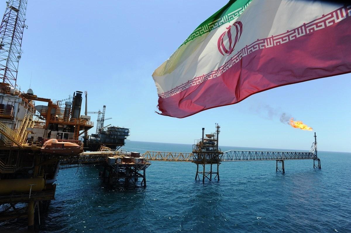 إيران.. الموازنة الجديدة تهدف تصدير 1.2 مليون برميل نفط 