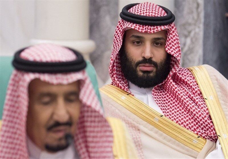 "الغارديان": غياب الملك سلمان عن قمة الرياض أبعد من مجرد نقل المسؤوليات إلى ولي عهده