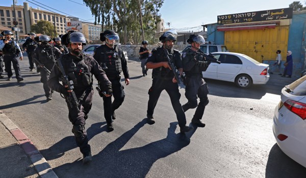 الشرطة الاسرائيلية تعتدي على مصور اسيوشيتد برس في القدس