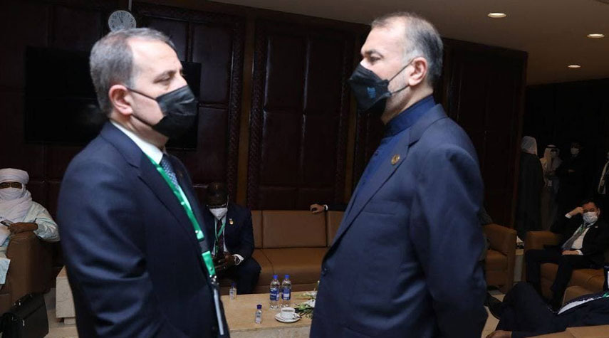 وزير الخارجية الإيراني يلتقي نظيره الأذربيجاني في إسلام آباد