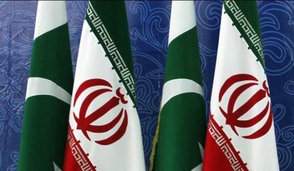 توقيع مذكرة تفاهم للتعاون العلمي بين جامعتين ايرانية وباكستانية