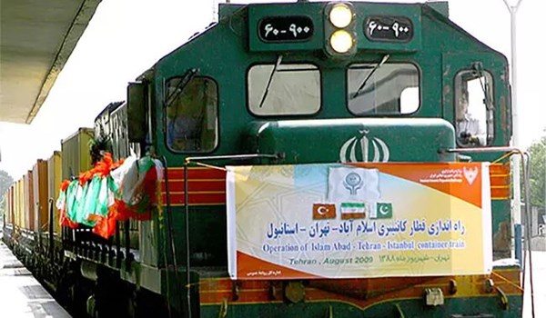 استئناف الشحن السككي بين إيران وباكستان وتركيا