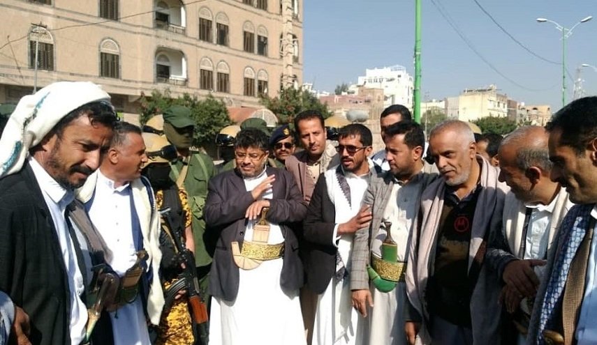 الحوثي يشيد بمواقف قبائل مأرب وشبوة والبيضاء في مواجهة العدوان