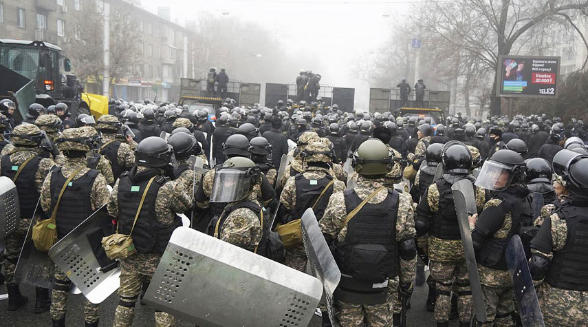 كازاخستان... مصرع 26 مسلحا واعتقال أكثر من 3 آلاف شخص