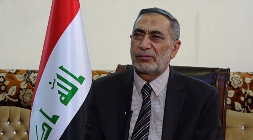بالصور.. شخصيات كبرى تزور رئيس السن للبرلمان العراقي بالمشفى