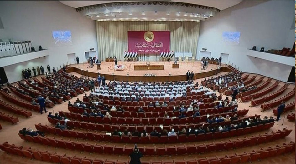زعيم التيار الصدري يعلق على "انتخاب" رئيس للبرلمان العراقي