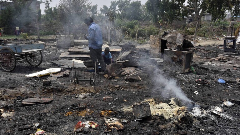 حريق يلتهم مخيم للروهينغا في بنغلاديش
