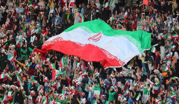 حضور الجماهير بمباريات المنتخب الايراني