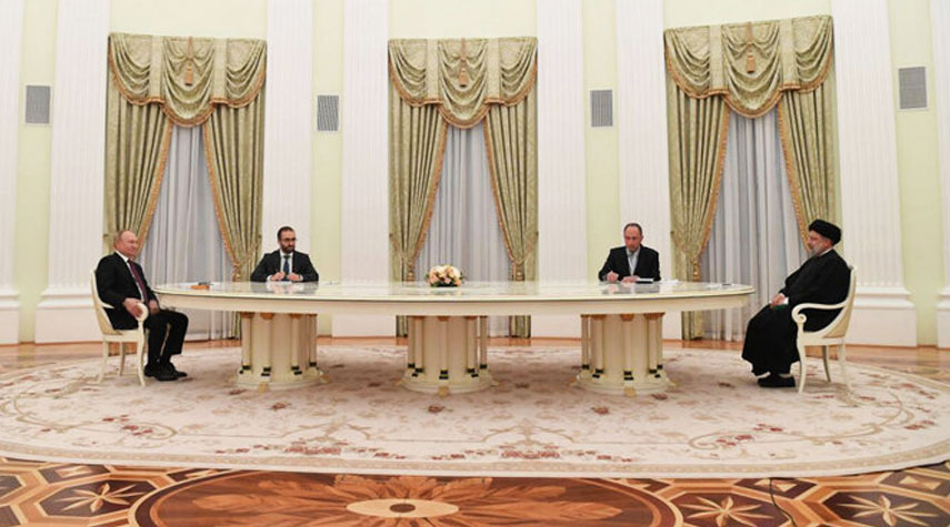 الرئيس الايراني: لا قيود على توسيع العلاقات مع روسيا