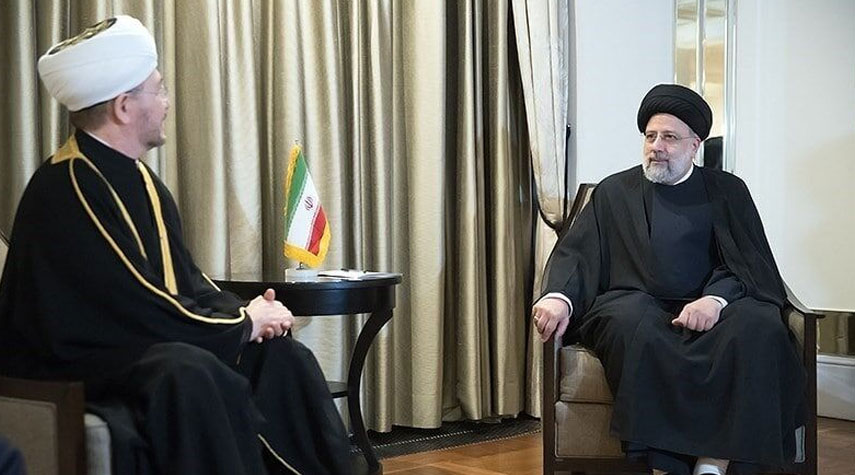 الرئيس الإيراني: التطرف ألحق ضربة بالمسلمين