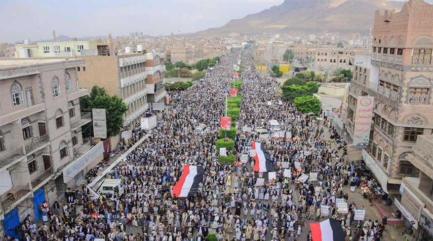 محافظة "إب" اليمنية تشهد مسيرة حاشدة منددة بتصعيد العدوان