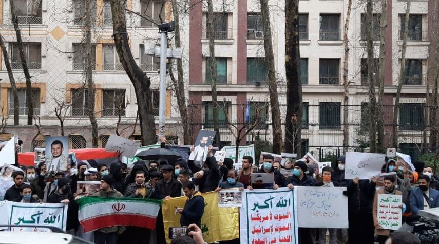 طهران... تجمع امام مكتب الامم المتحده دعما للشعب اليمني