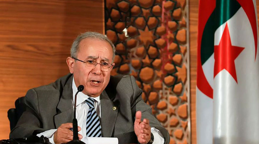 وزير الخارجية الجزائري يعلن انطلاق مشوار المصالحة الفلسطينية 