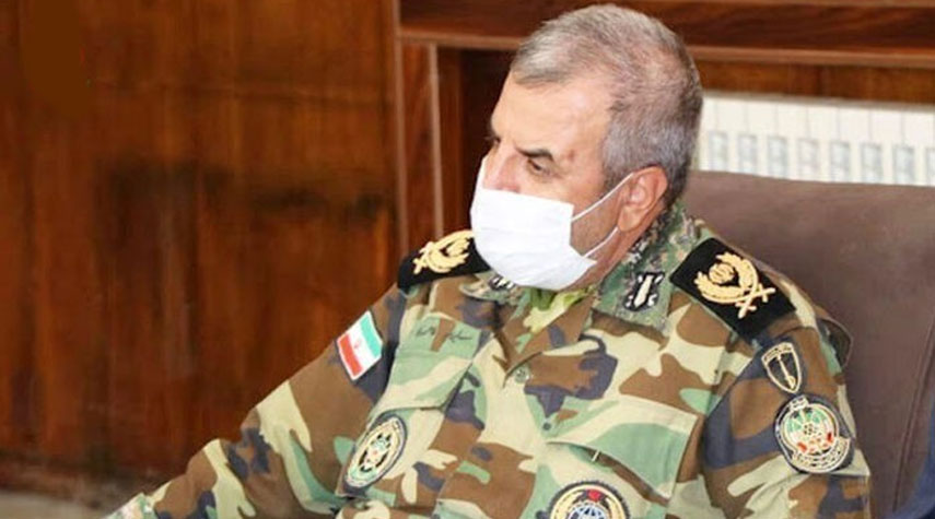 قائد عسكري إيراني: الثورة الإسلامية حققت منجزات كبيرة للبلاد