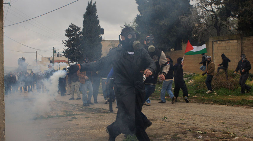  قوات الاحتلال تقمع مسيرة كفر قدوم الأسبوعية وتوقع إصابات بين الفلسطينيين