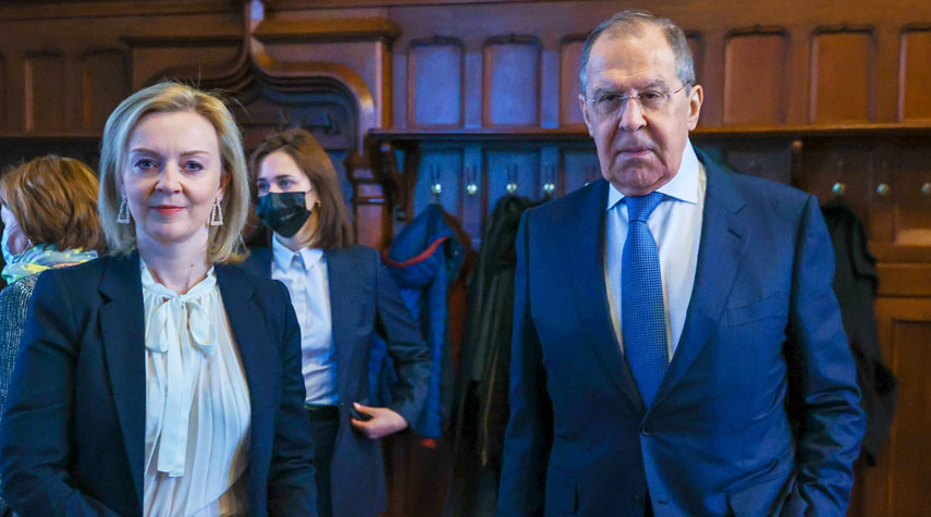 وزير الخارجية الروسي عن محادثاته مع تراس: حوار الطرشان