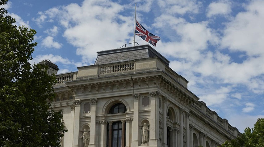 بريطانيا تنقل سفارتها من كييف وتوجه دعوة لرعاياها