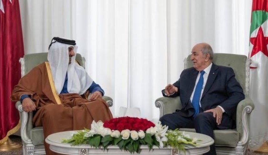أمير قطر: نعمل على رفع مستوى التعاون مع الجزائر