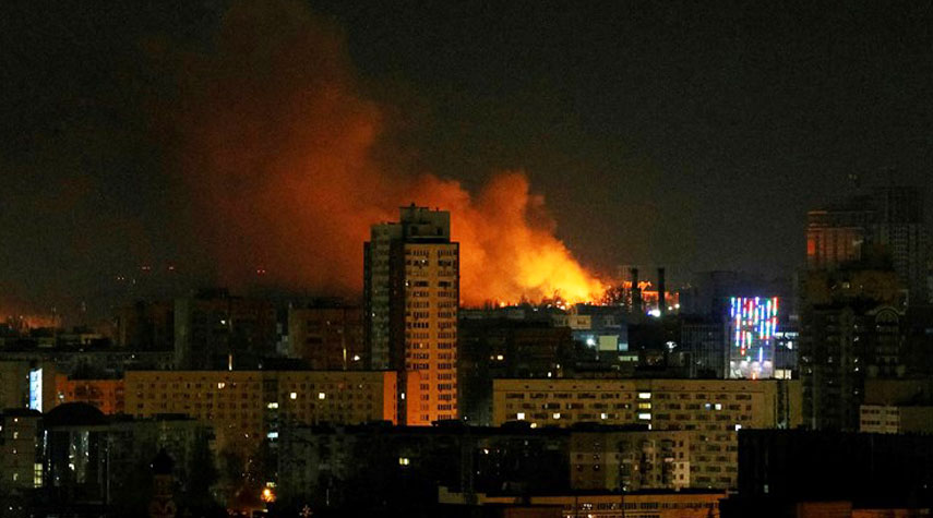 قصف أوكراني لمنشأة نفطية في لوغانسك يشعل 200 طن من الوقود