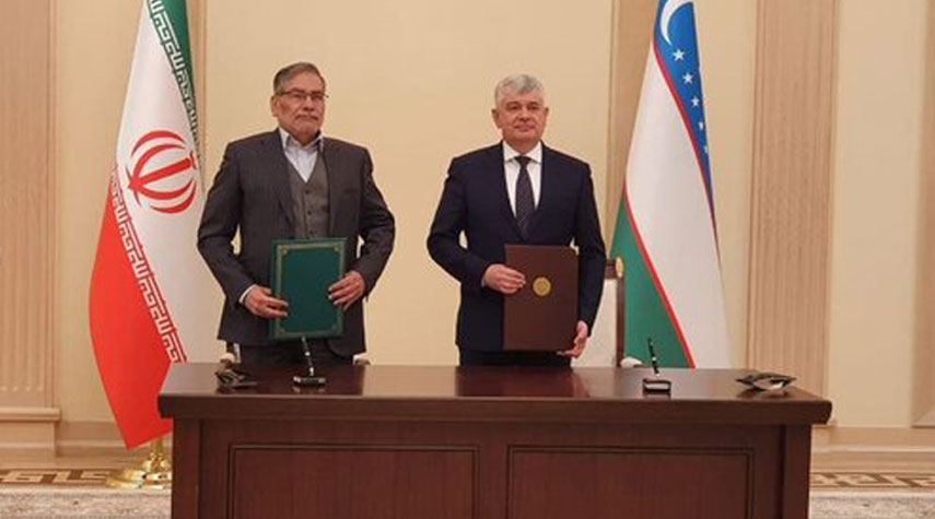 إيران وأوزبكستان توقعان على وثيقة تعاون أمني مشترك 