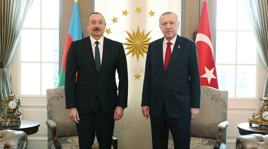 الرئيسان التركي والاذربيجاني يبحثان آخر التطورات في أوكرانيا