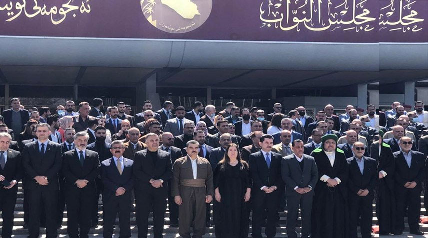 البرلمان العراقي ينظم وقفة حداد استذكاراُ لمجزرة حلبجة