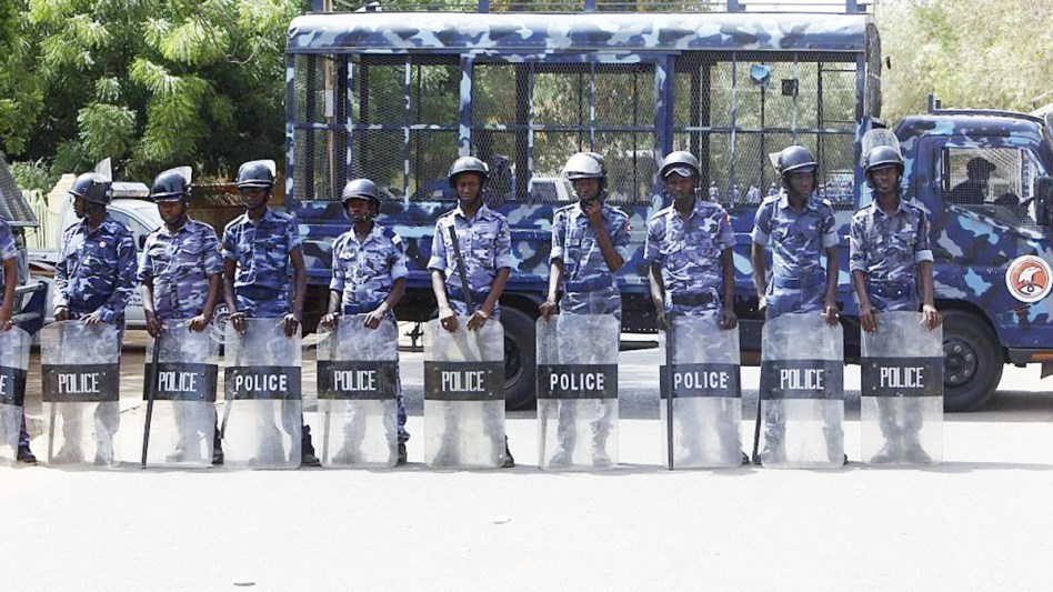 السلطات السودانية تحظر التظاهرات وسط الخرطوم