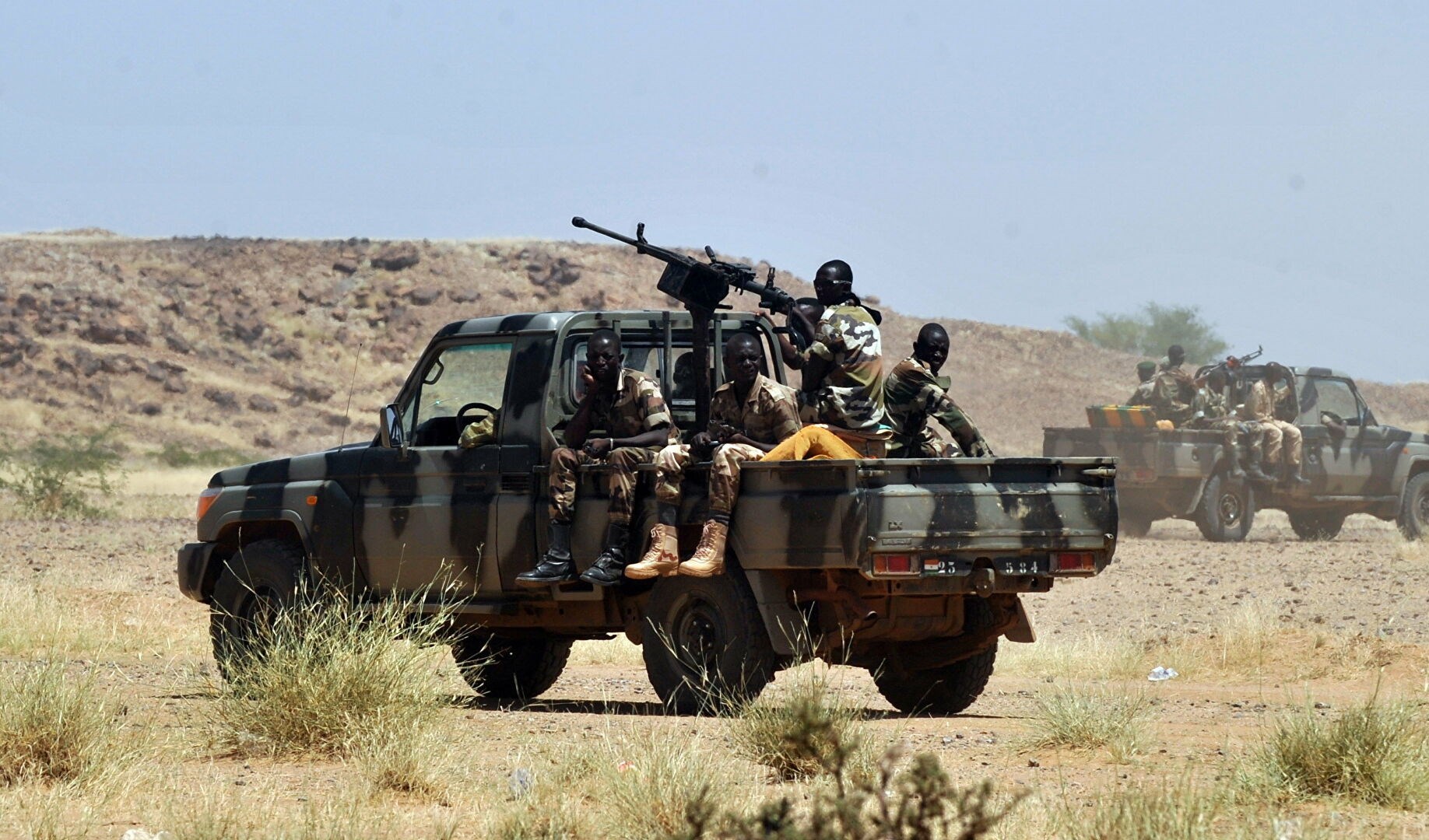 مقتل 21 شخصاً في النيجر بهجوم على حافلة
